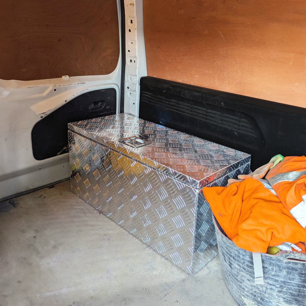 Caja Metálica de herramientas 102L - Extra Grande