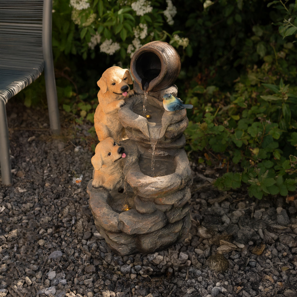 Fuente de Agua de Jardín "Canine Creek"