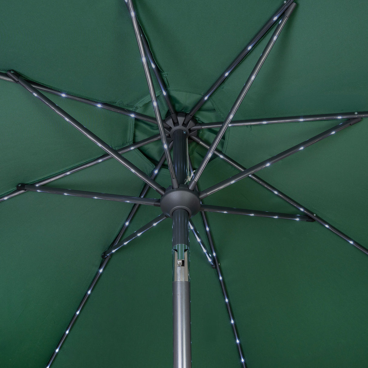 Parasol LED inclinable de 2,7 m – Verde