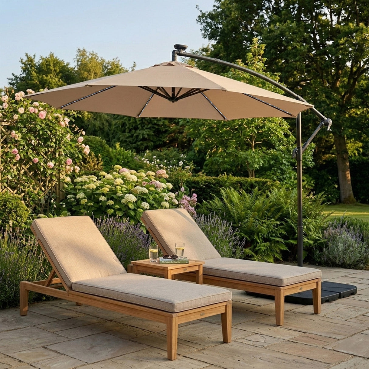 Parasol Excéntrico LED de 3 m – Beige
