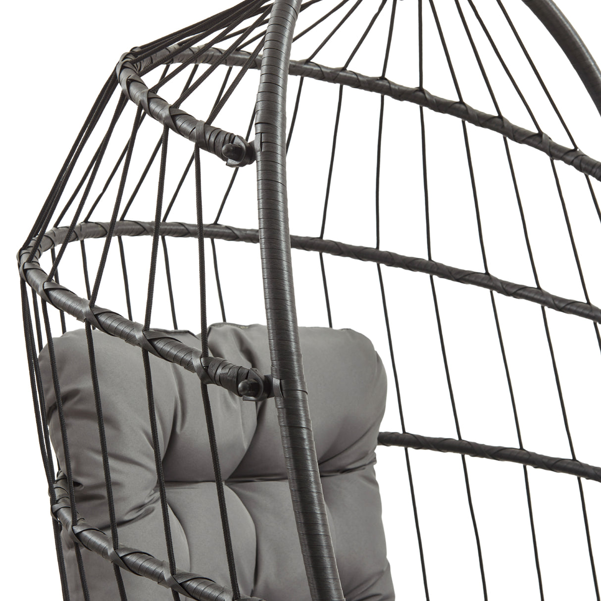 Silla colgante tipo huevo de ratán negro con cojín gris, diseño moderno y elegante, ideal para interiores y exteriores