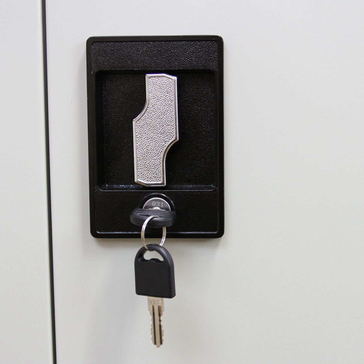 Cajonera de Oficina de 180cm en Metal con 2 Puertas y 4 Estantes