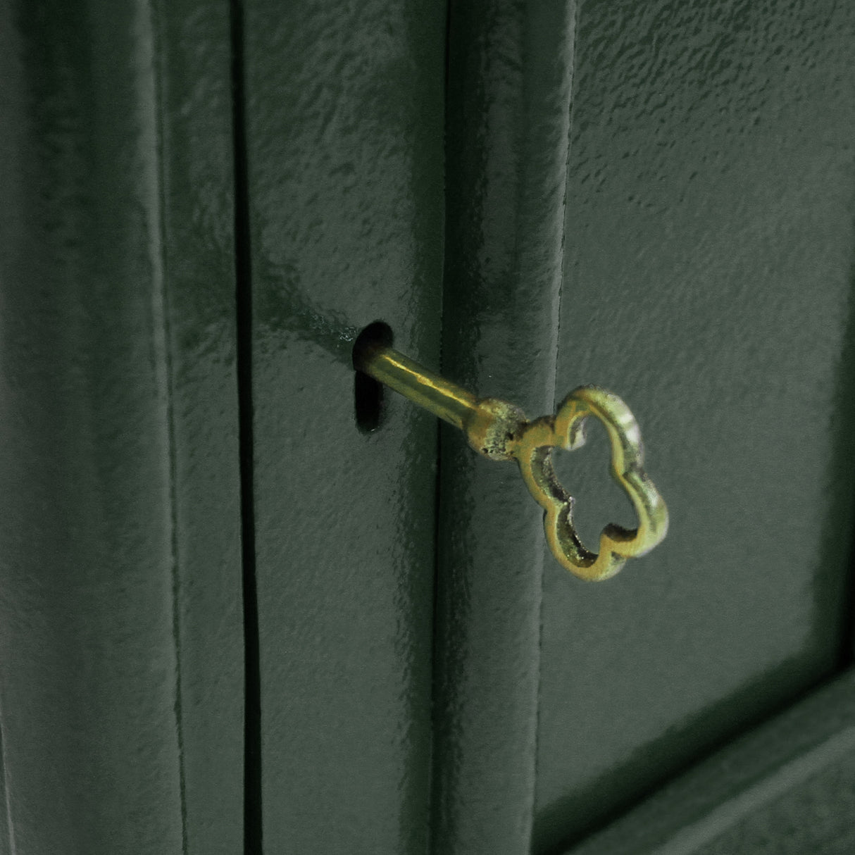 Buzón Royal Mail Verde Irlandés con Soporte de Suelo de Hierro Fundido y Montaje de Pared