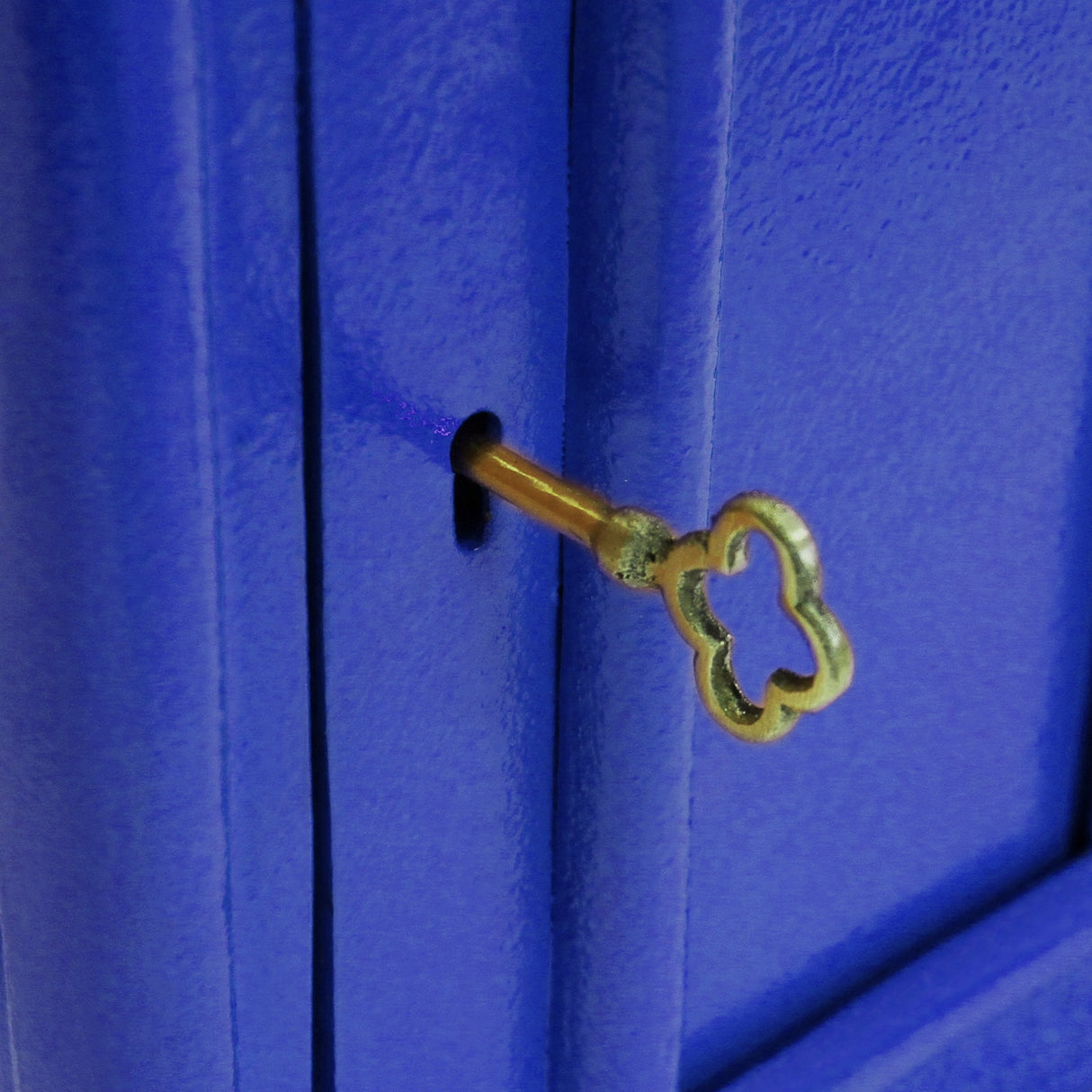 Buzón Royal Mail Azul Escocés Soporte de Suelo de Hierro Fundido y Montaje de Pared