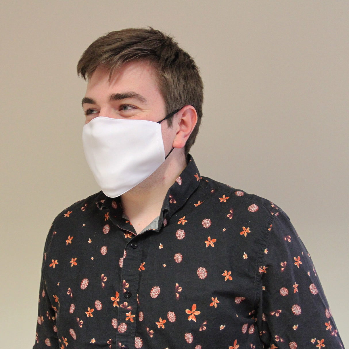 Paquete de Mascarillas Blancas para Sublimación Grandes Adultos/ Paquete de 50