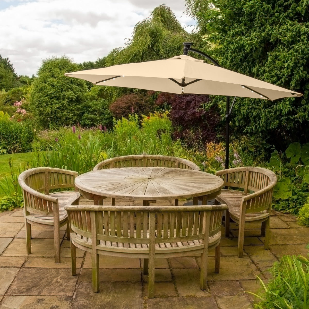 Sombrilla Voladiza de 3m con Luces LED - Beige