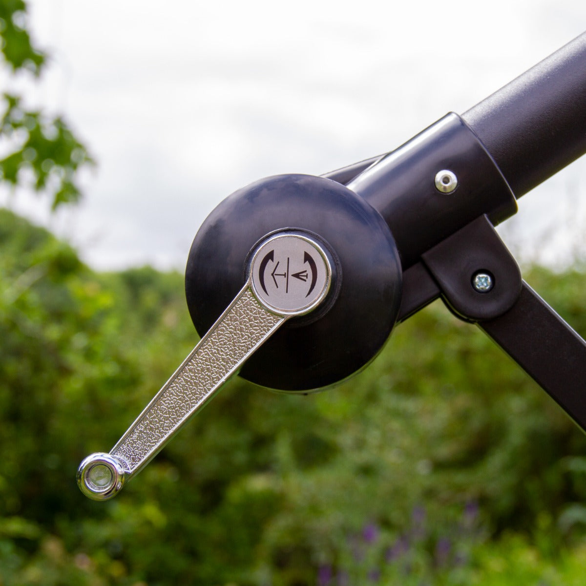 Sombrilla Voladiza de 3m con Luces LED - Crema