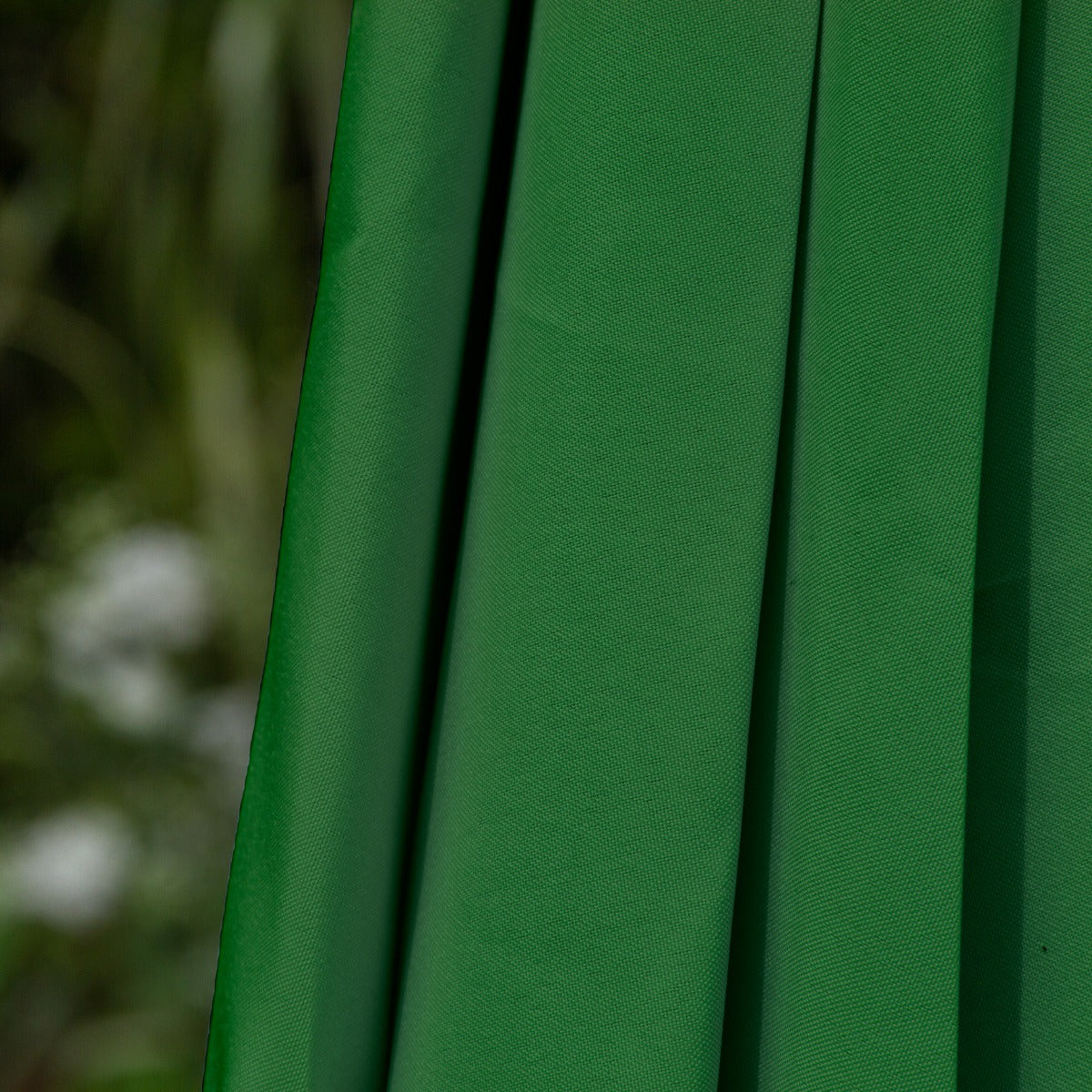 Sombrilla Voladiza Inclinable de 2.7m con Luces LED - Verde