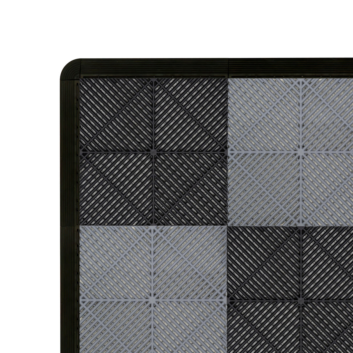 Baldosas de polipropileno en negro y gris, con textura de canales de ventilación y bordes, ideales para espacios exteriores y interiores