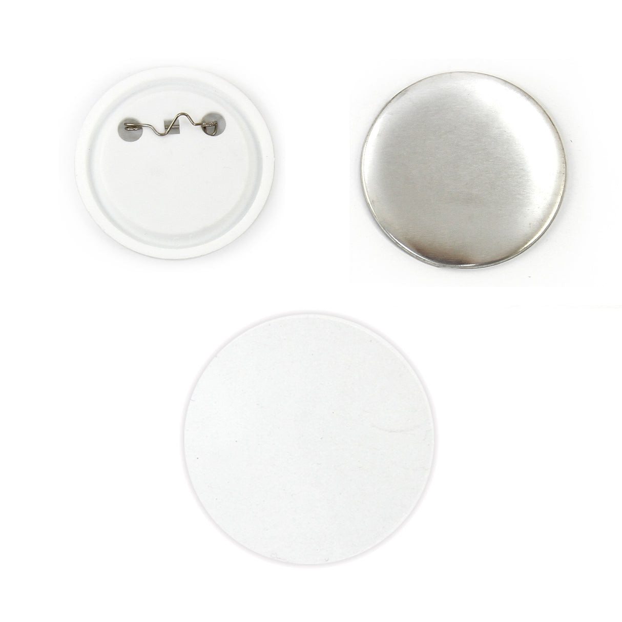 Componentes de insignias de 37mm en colores blanco y plateado, incluyen parte trasera con pin y superficie lisa para imprimir diseños