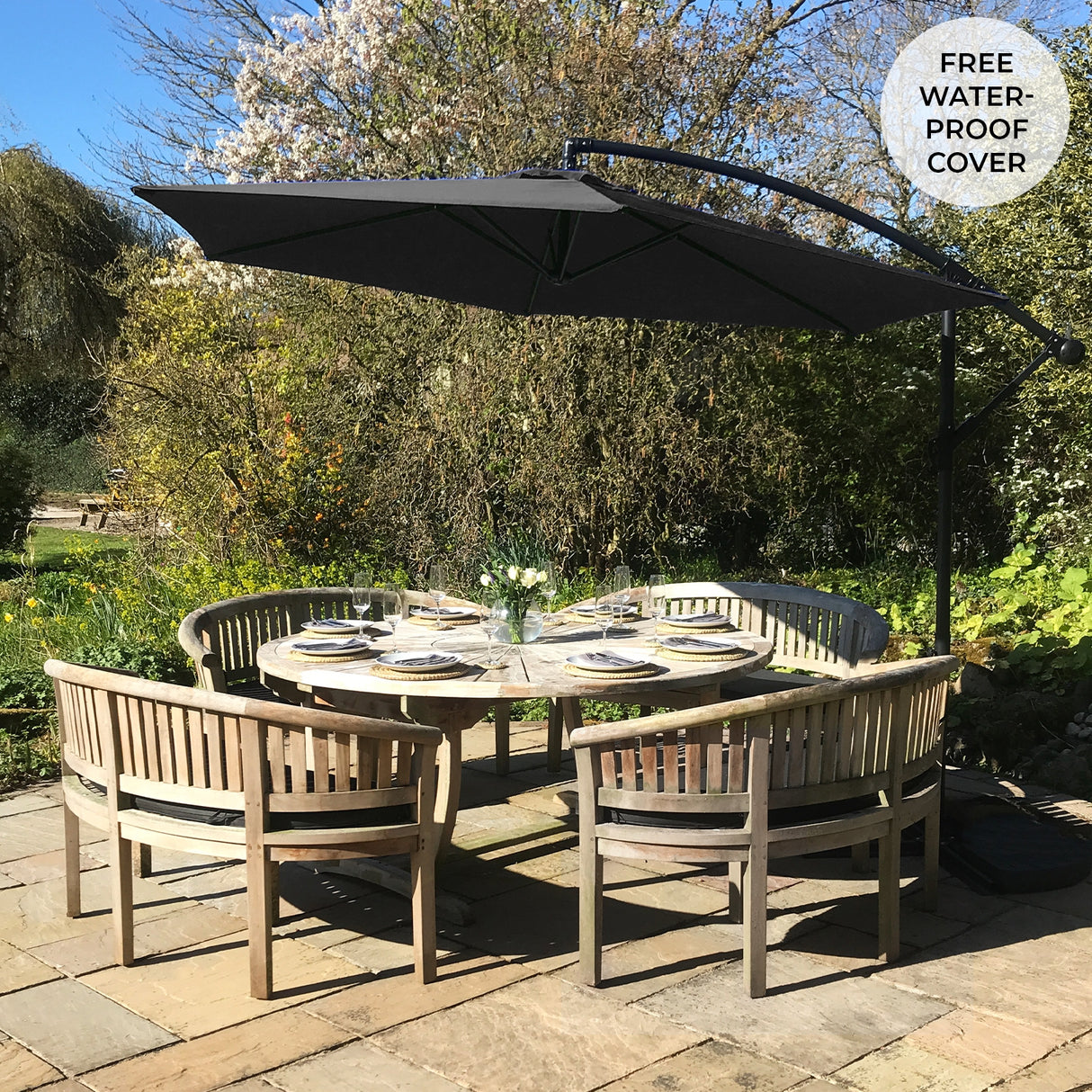 Sombrilla Voladiza Negra de 3 m con Mecanismo de Manivela y Cubierta Impermeable Gratis