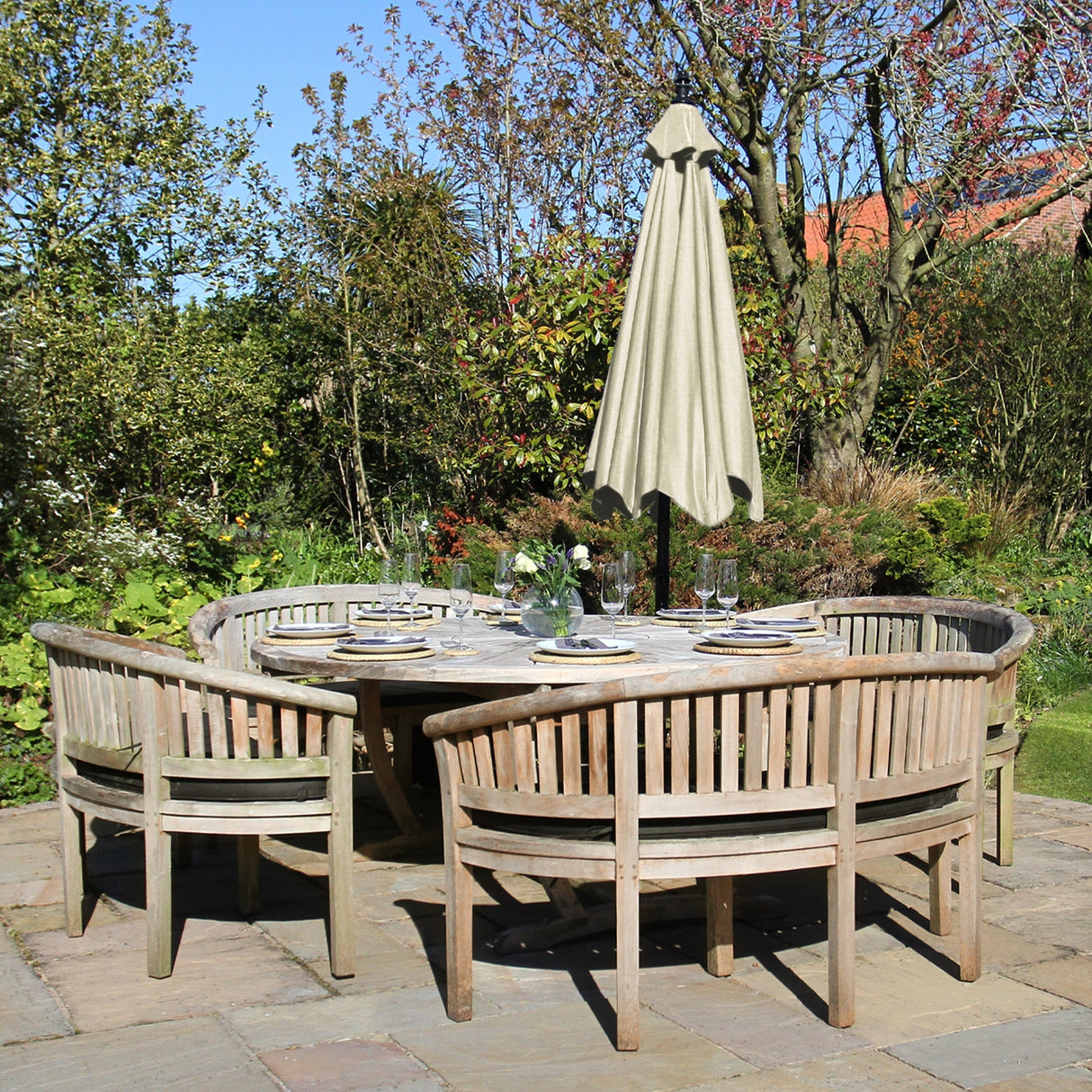 Sombrilla Voladiza Crema 3 m Inclinable con Base tipo Ventilador y Funda Gratis