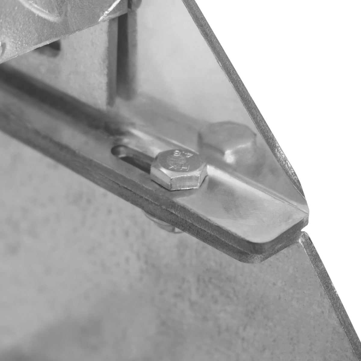 Escalón de Acero Galvanizado Adicional – 900mm de Ancho