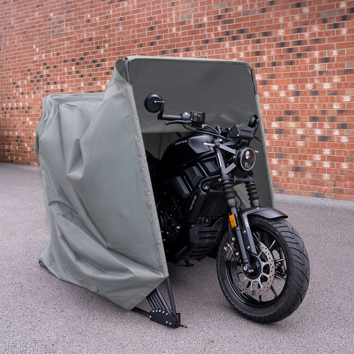 Garaje plegable para moto XL en color gris, con diseño resistente y texturizado, ideal para proteger motocicletas de las inclemencias del tiempo