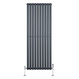 Radiador de columna ovalado en gris antracita, con diseño vertical y válvulas, mide 1600 mm de alto y 600 mm de ancho