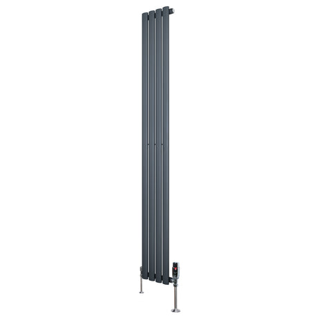 Radiador de columna ovalado en gris antracita, con diseño vertical y válvulas, mide 1800 mm de alto y 240 mm de ancho