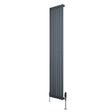 Radiador de columna ovalado en gris antracita, con diseño moderno y válvulas, mide 1800 mm de alto y 360 mm de ancho