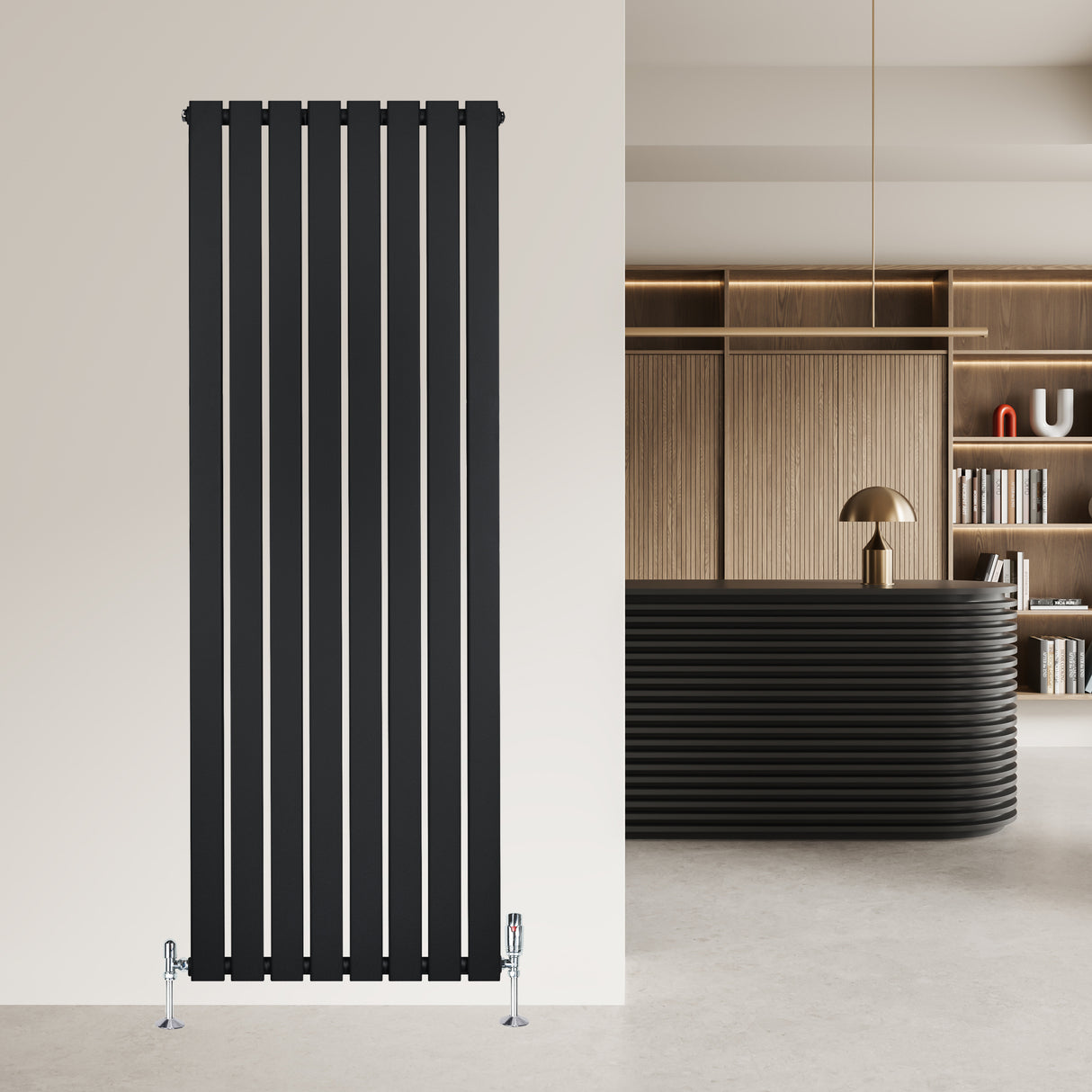 Radiador plano de columna simple negro de 1600 x 560 mm, con un diseño moderno y elegante, ideal para espacios contemporáneos