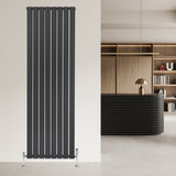 Radiador plano de columna simple gris antracita de 1800 mm x 560 mm, con válvulas, diseño moderno y elegante en ambiente minimalista