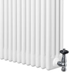 Radiador tradicional de 4 columnas en color blanco, con válvulas metálicas brillantes y textura lisa, ideal para calefacción eficiente