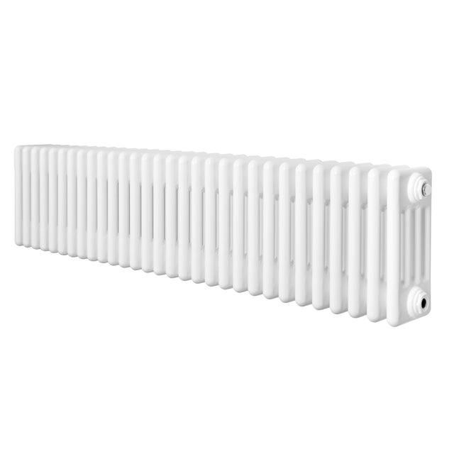 Radiador tradicional de 4 columnas en color blanco, con un diseño alargado y superficie lisa, ideal para calefacción eficiente