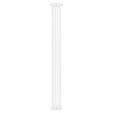 Radiador tradicional de 4 columnas en color blanco, con un diseño alargado y superficie lisa, ideal para calefacción eficiente