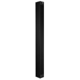 Radiador tradicional de 4 columnas en color negro, con un diseño alargado y acabado liso, ideal para calefacción eficiente en espacios reducidos