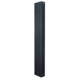 Radiador tradicional de 4 columnas en gris antracita, con un diseño vertical y acabado liso que aporta elegancia y calidez