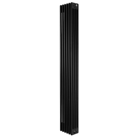 Radiador tradicional de 4 columnas en color negro, con un diseño alargado y acabado mate, ideal para espacios modernos y elegantes