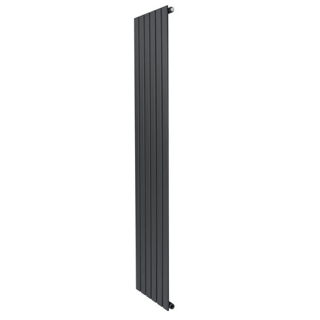 Radiador de columna única en gris antracita, con diseño vertical, acabado liso y moderno, ideal para espacios contemporáneos