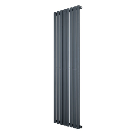 Radiador de columna ovalado en gris antracita, con un diseño moderno y elegante, ideal para espacios contemporáneos y eficientes