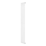 Radiador de columna simple ovalado en color blanco, con un diseño elegante y moderno, mide 1800 mm de alto y 240 mm de ancho