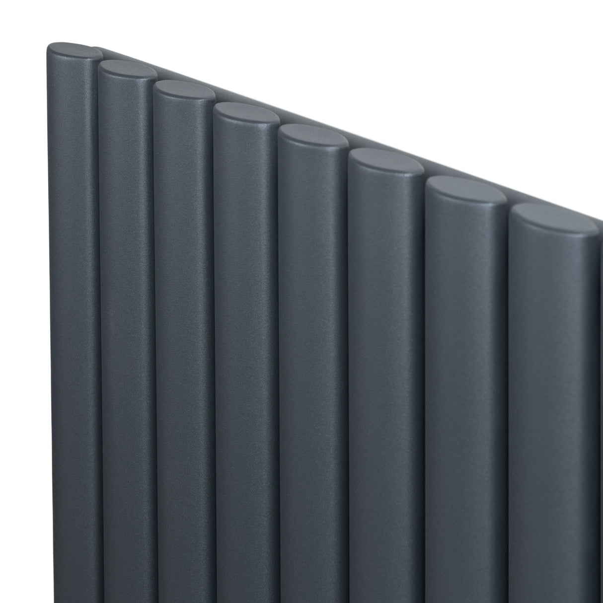 Radiador de columna ovalado en gris antracita, con diseño moderno y acabado mate, ideal para espacios contemporáneos y elegantes